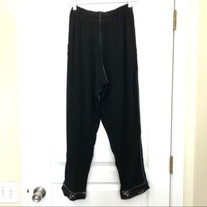 Chico’s Vintage Nothing Matches Lagenlook Pants